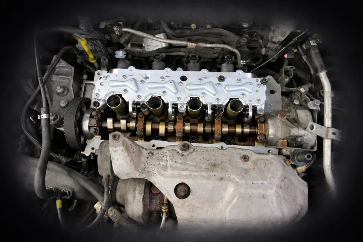 Montaż nowego modułu MultiAir w silniku – warsztat HESS Warszawa Bielany